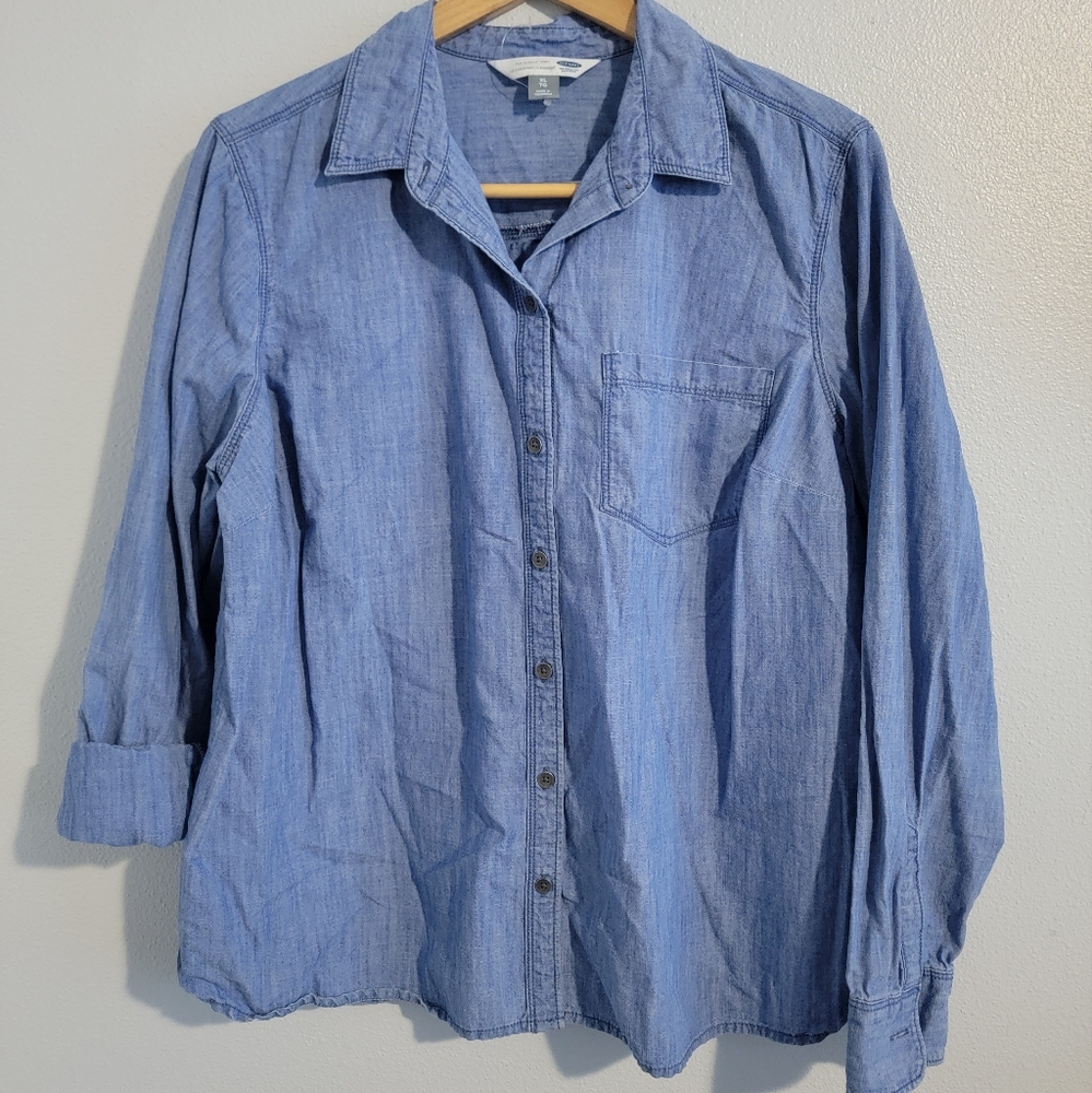 Classic Chambray button-up